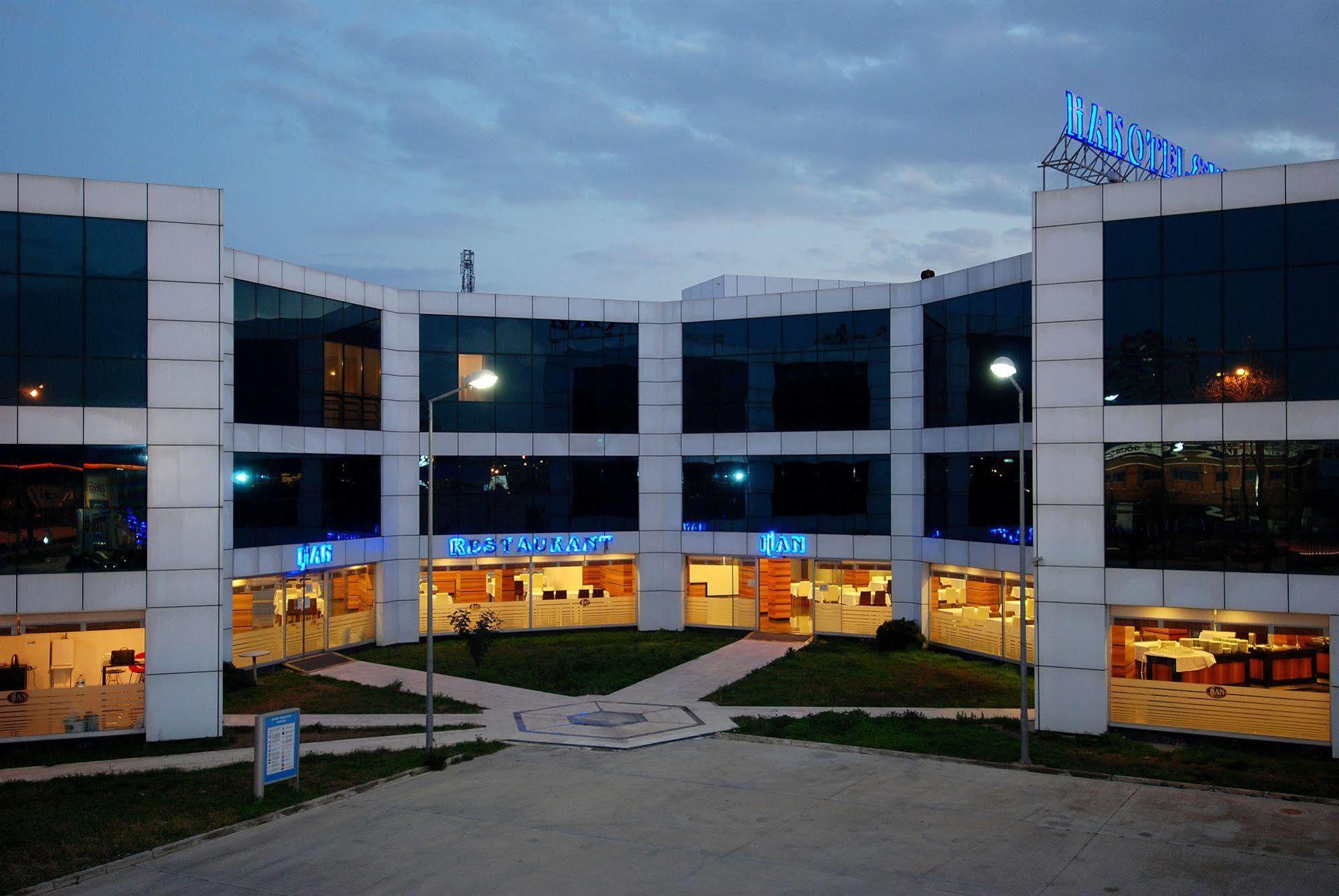 Han Hotel Antalya Bagian luar foto