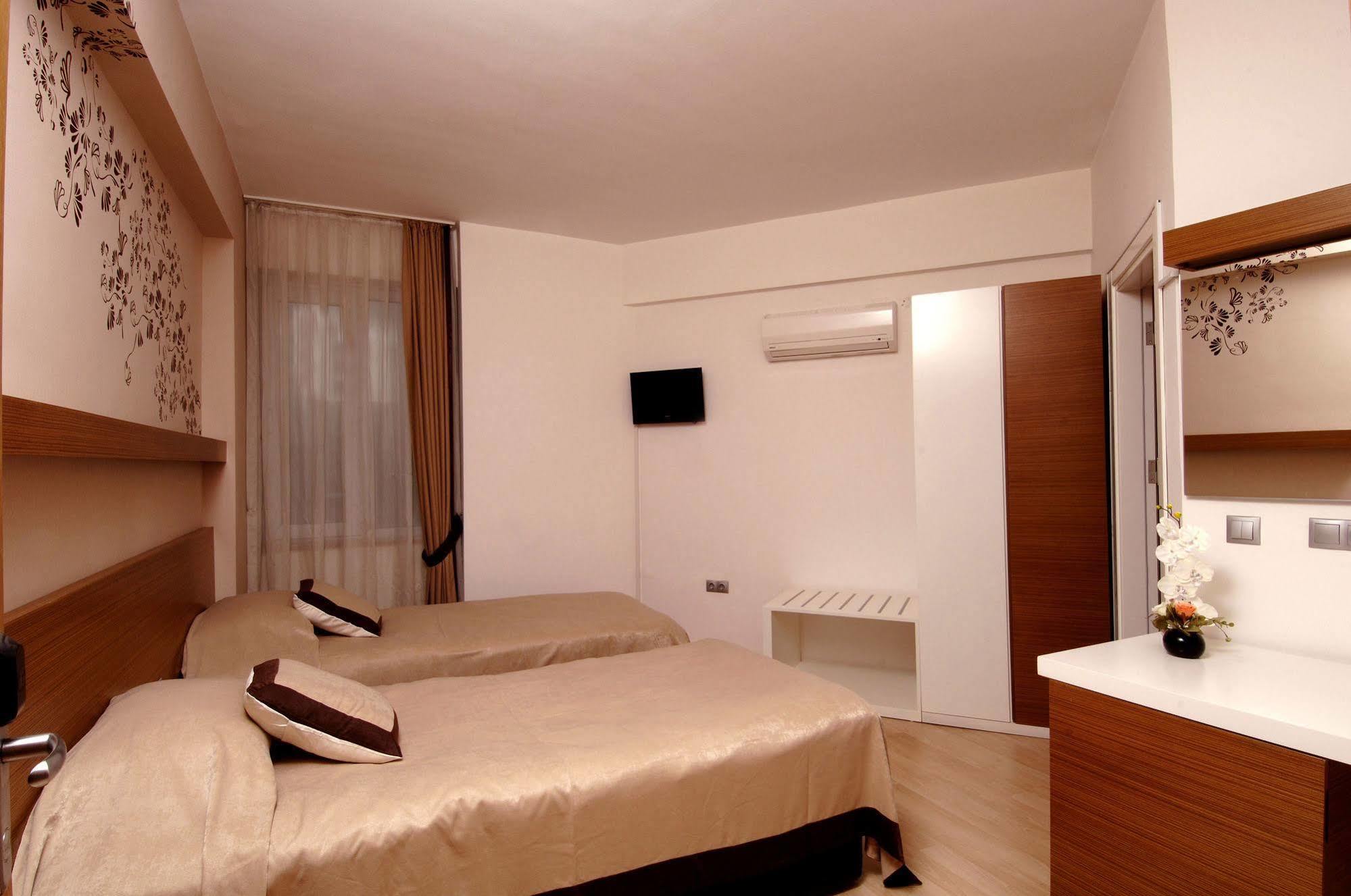 Han Hotel Antalya Bagian luar foto