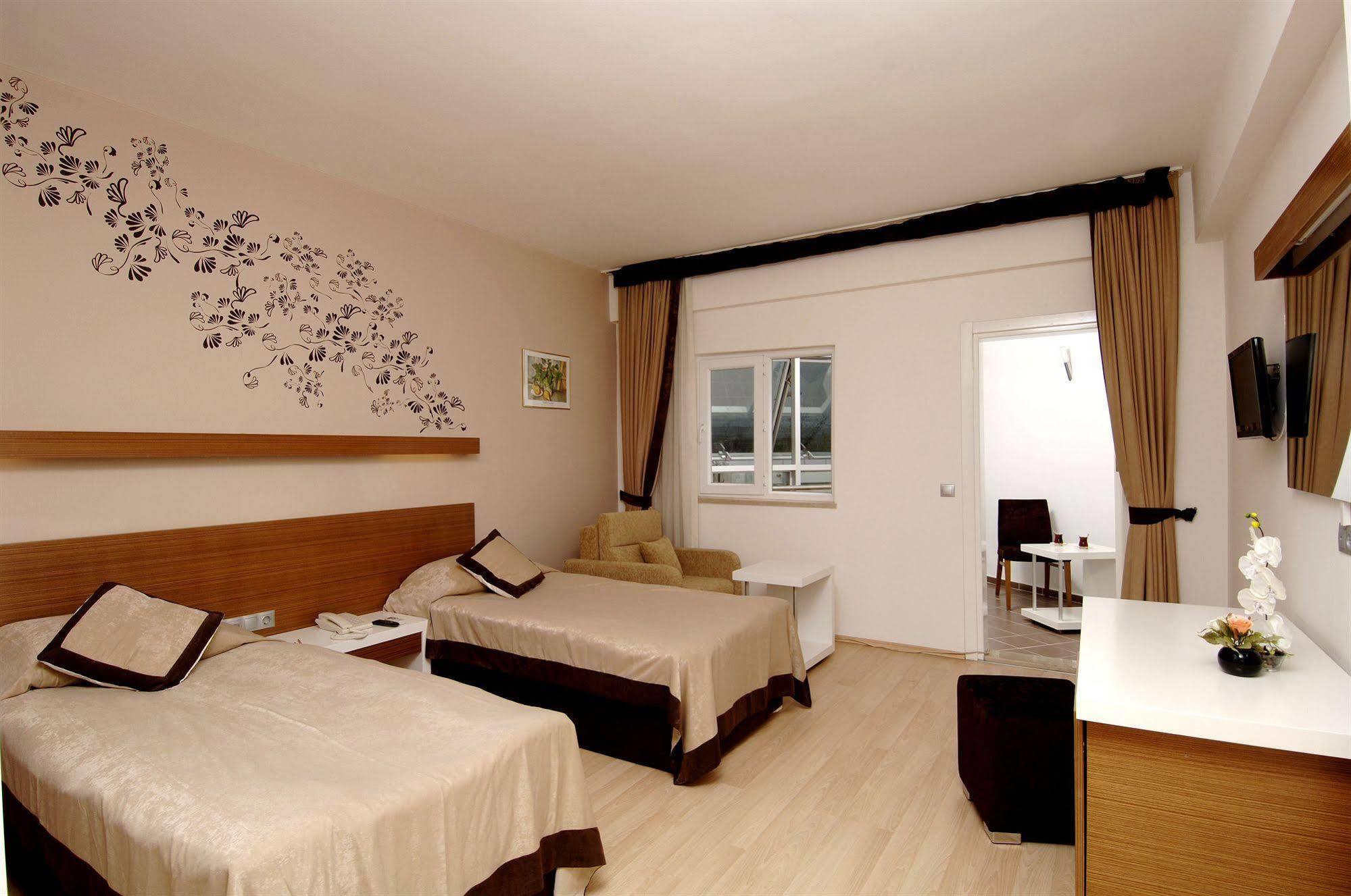Han Hotel Antalya Bagian luar foto